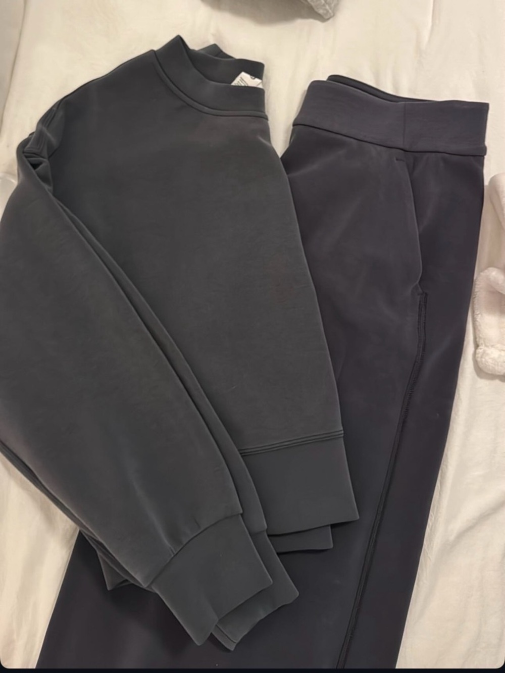 Lululemon soft stream set